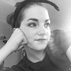 Meet your Posher, Lex